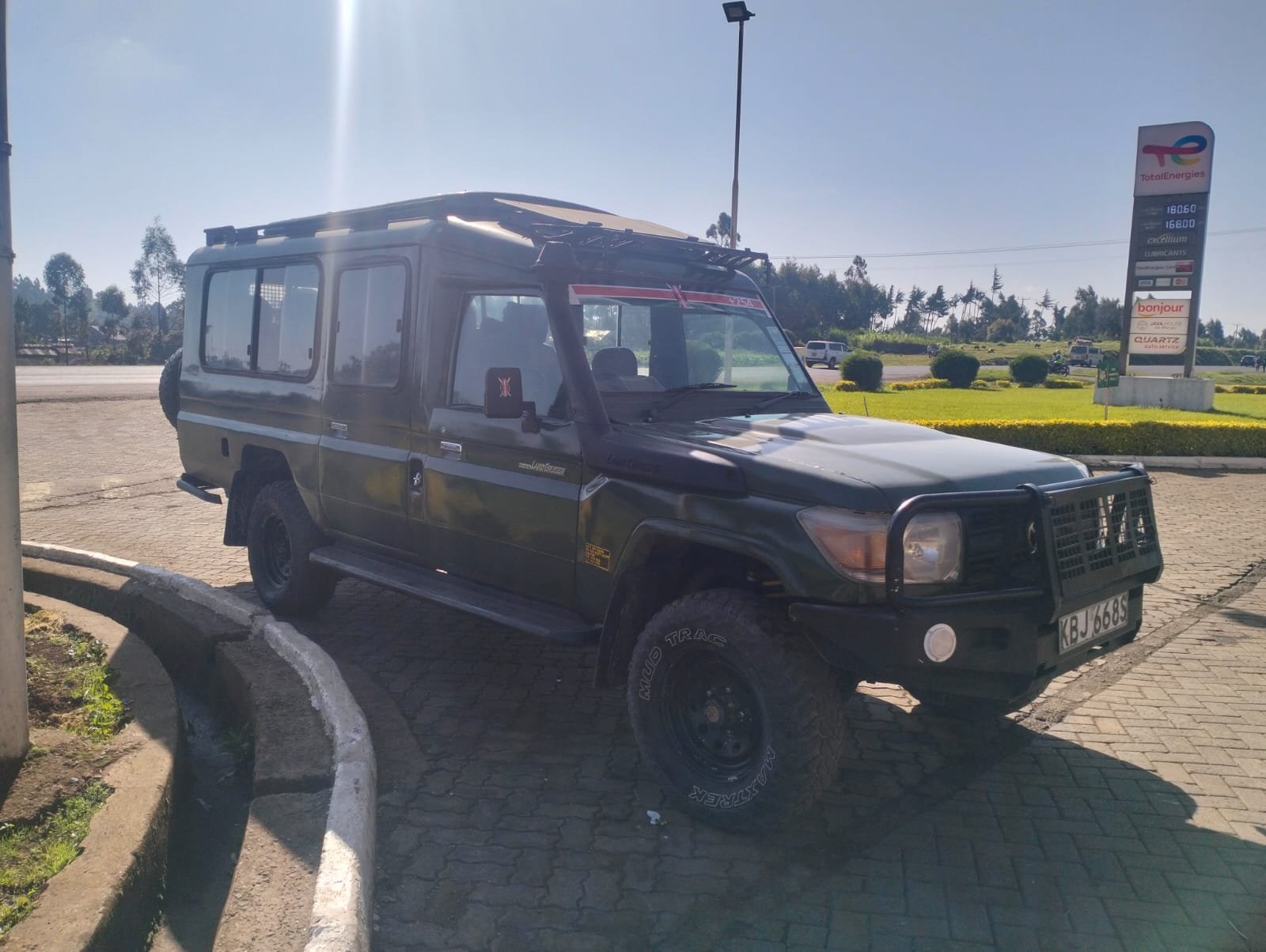Toyota Land cruiser Tour Van